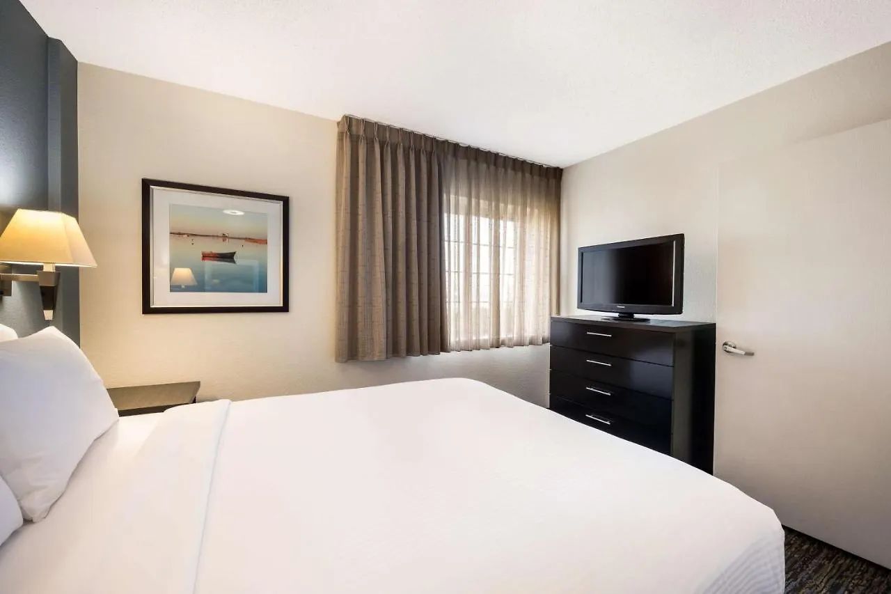 Sonesta Simply Suites Charlotte University Hotel